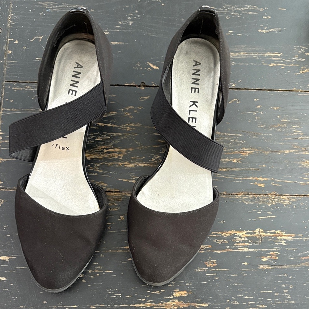 Anne Klein Black Cross-Strap Heels